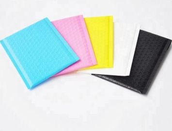 Custom Wholesale Non Bubble Mailer Self-adhesive Flat Poly Mailer supplier
