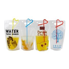 Heat-Proof Plastic Stand Up Juice Pouch With Straws Clear Drink Pouch Heavy Duty Hand-held Reclosable Zipper supplier